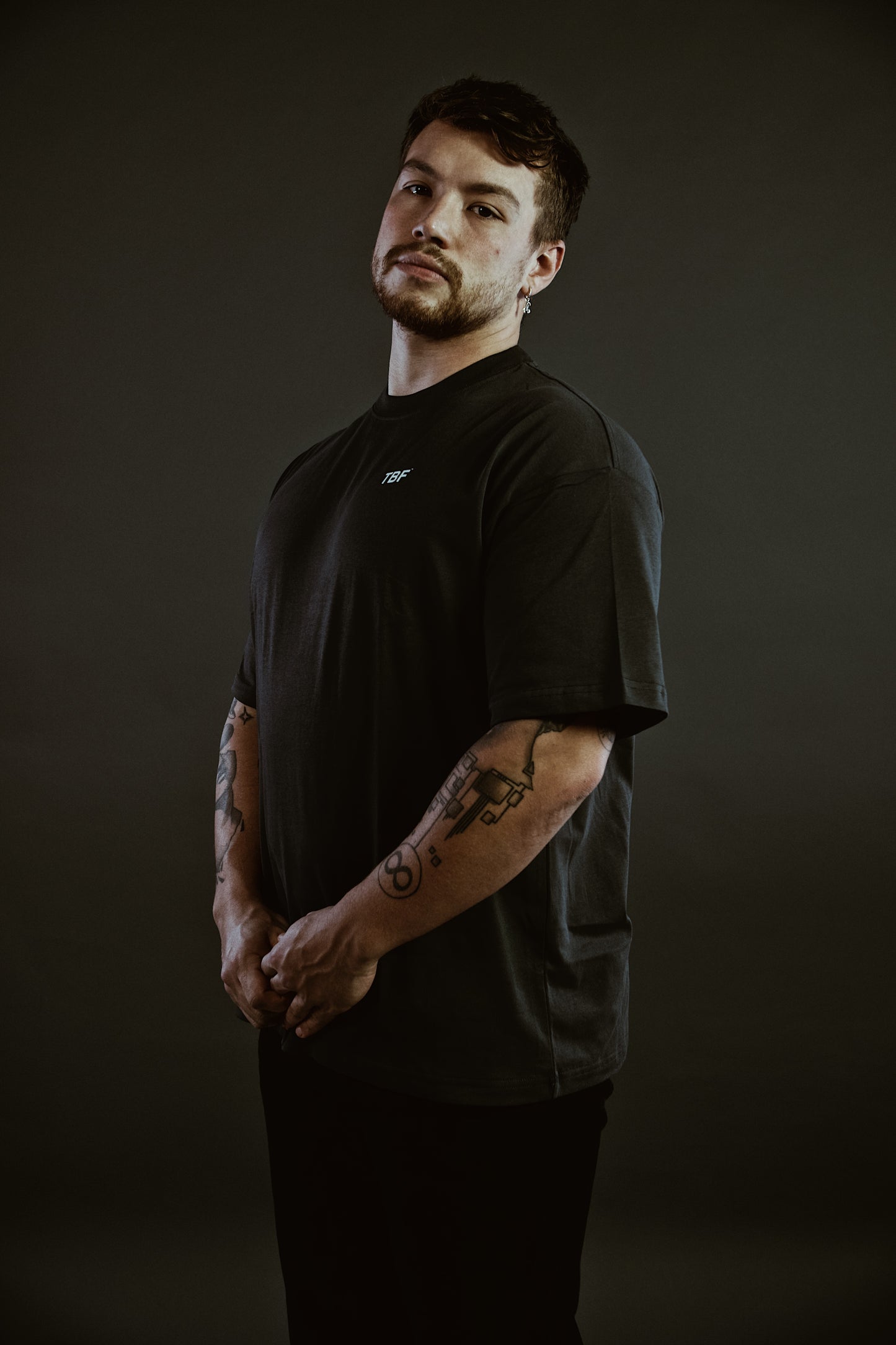 Essential Tee “Dark Grey”
